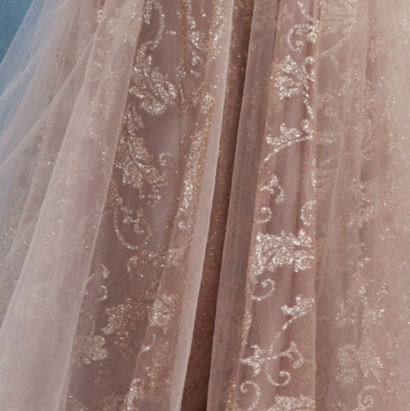 New formal evening prom pageant party gown - Picture 4 of 7